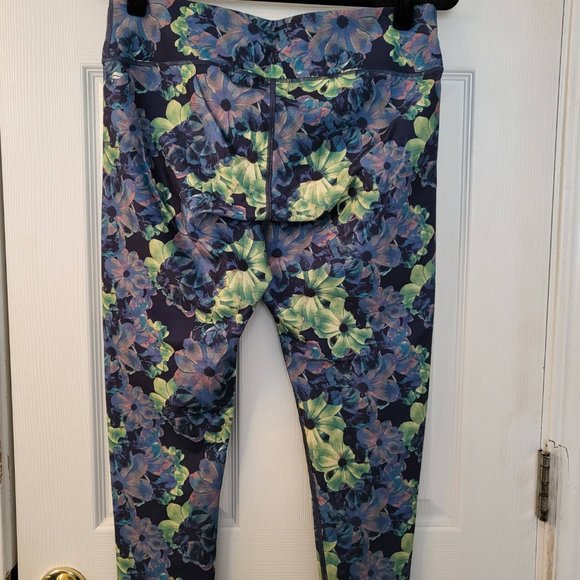 Fabletics Tights - Picture 2 of 2